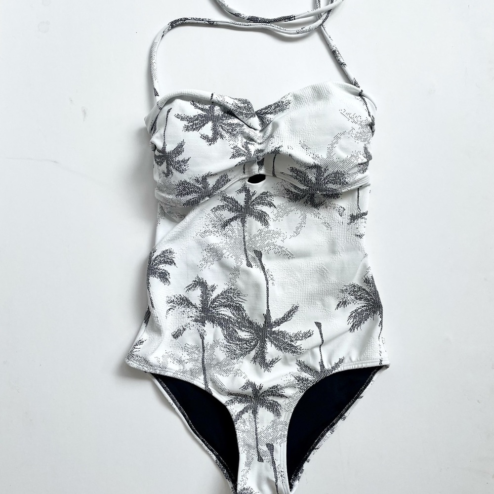 So De Mel One Piece Swimsuit
